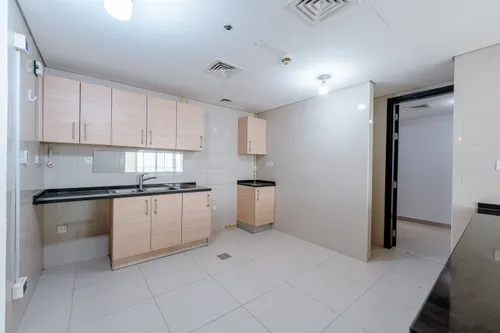 3 Bedrooms Apartment in Tala Tower
