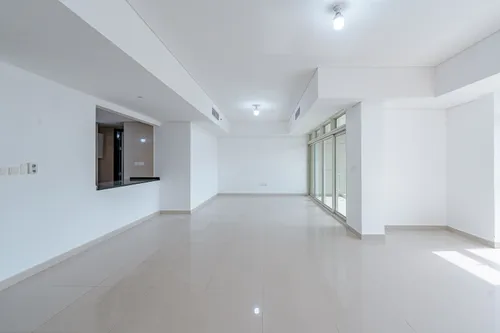 3 Bedrooms Apartment in Tala Tower