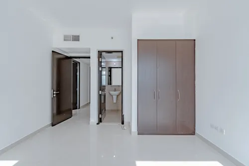 3 Bedrooms Apartment in Tala Tower