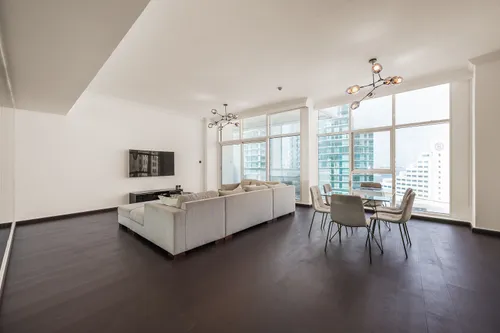 3 Bedrooms Apartment in Dorra Bay