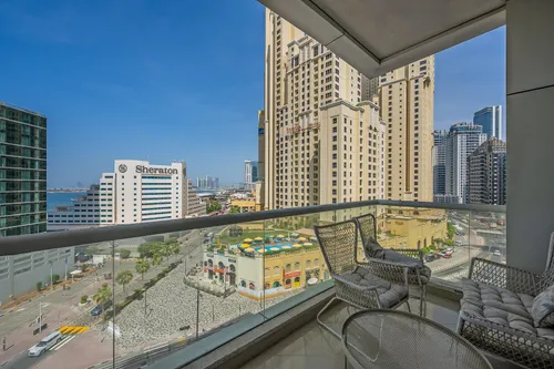 3 Bedrooms Apartment in Dorra Bay