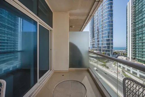 3 Bedrooms Apartment in Dorra Bay