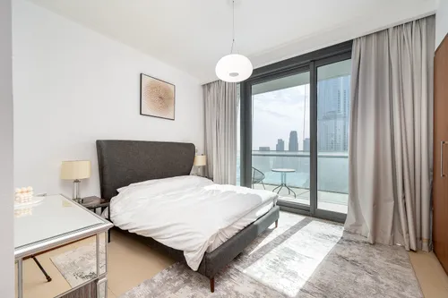 3 Bedrooms Apartment in Burj Vista 1