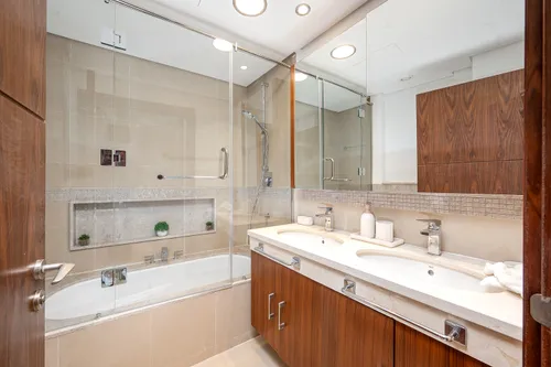 3 Bedrooms Apartment in Burj Vista 1
