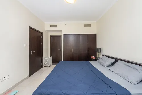 1 Bedroom Apartment in Marina Quays West