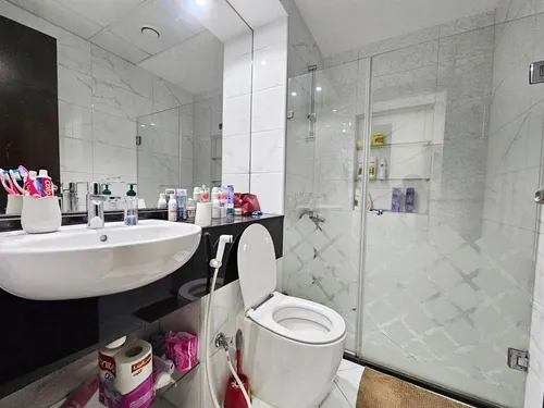Apartment in G24