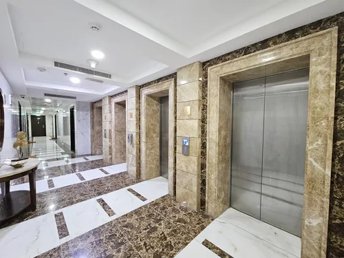 Apartment in G24