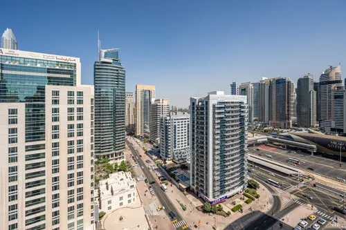2 Bedrooms Apartment in Trident Bayside