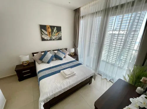1 Bedroom Apartment in Jumeirah Living Marina Gate