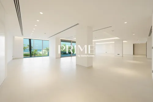 3 Bedrooms Apartment in Mansion 4