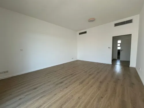 3 Bedrooms Apartment in Building D