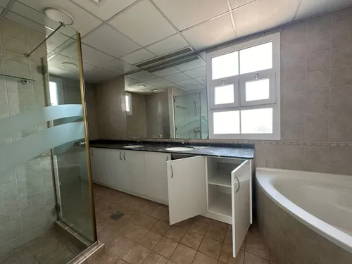 3 Bedrooms Apartment in Building D