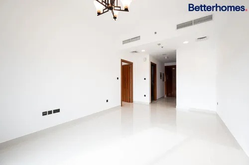 Vacant | with Storage Room & 15 days Grace period