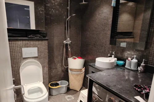 1 Bedroom Apartment in Building 195
