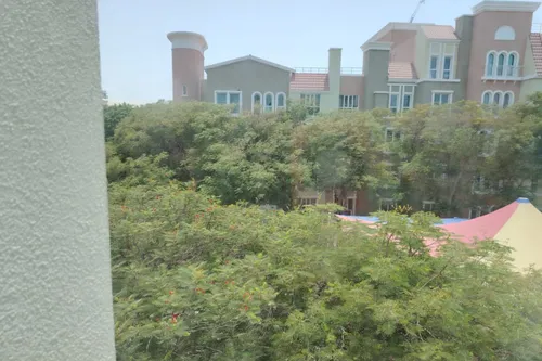 1 Bedroom Apartment in Building 195