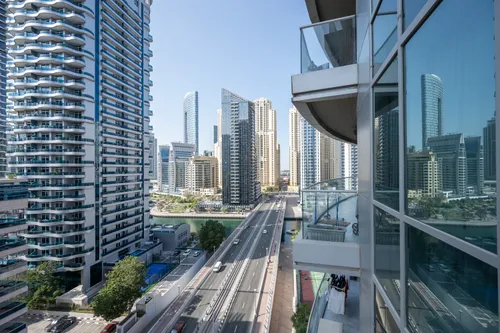 2 Bedrooms Apartment in The Waves Tower A