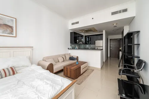 Apartment in Botanica Tower