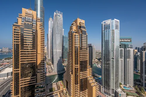 Apartment in Botanica Tower