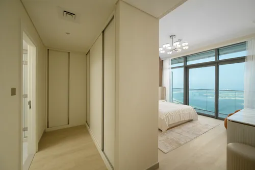 4 Bedrooms Apartment in Beach Vista