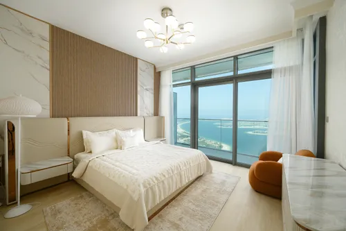 4 Bedrooms Apartment in Beach Vista