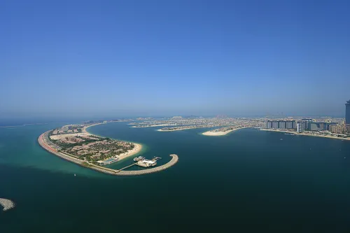 4 Bedrooms Apartment in Beach Vista
