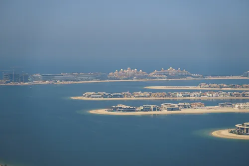4 Bedrooms Apartment in Beach Vista