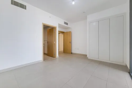 2 Bedrooms Apartment in Al Zeina - Residential Tower C