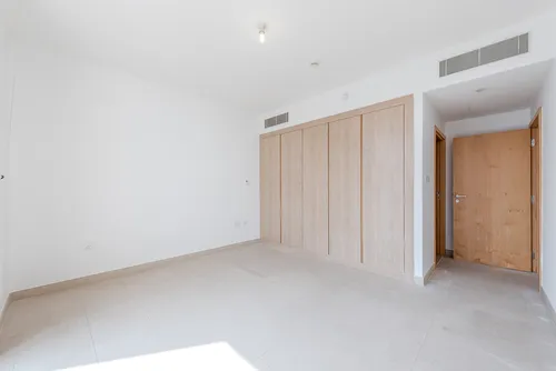2 Bedrooms Apartment in Al Zeina - Residential Tower C