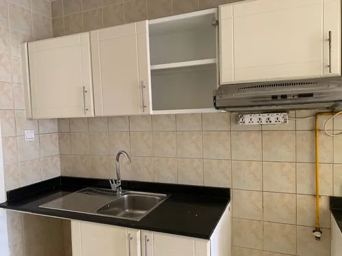  Apartment in Maple 1