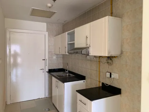  Apartment in Maple 1