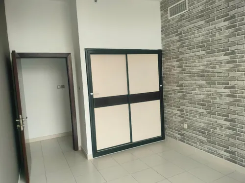 3 Bedrooms Apartment in Glitz 3