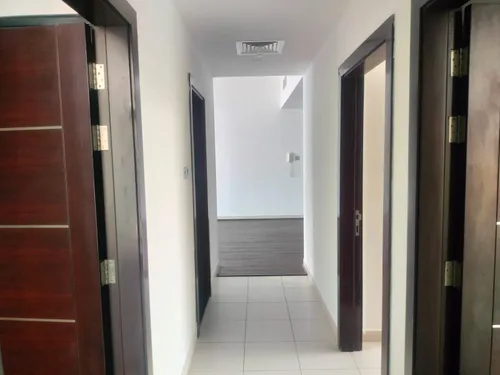 3 Bedrooms Apartment in Glitz 3