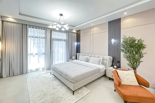 Apartment in Lincoln Park Northside