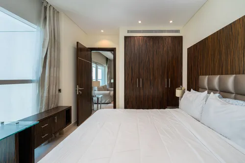 2 Bedrooms Apartment in Bonnington Tower