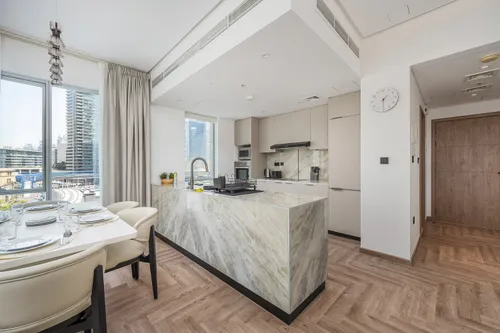 High End Upgrades | Vacant | Spacious Layout