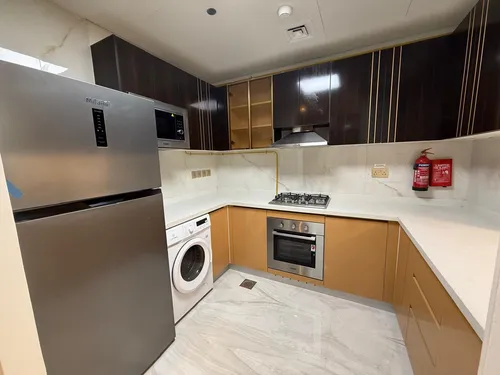 3 Bedrooms Apartment in Gemz by Danube