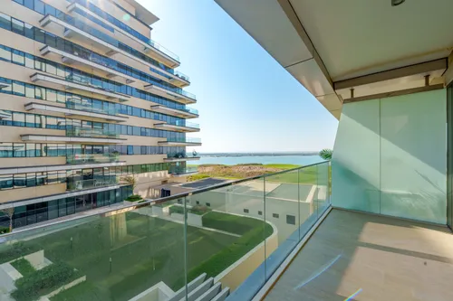 2 Bedrooms Apartment in Mayan 3