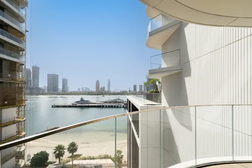 2 Bedrooms Apartment in Palace Beach Residence