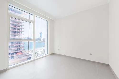 2 Bedrooms Apartment in Palace Beach Residence