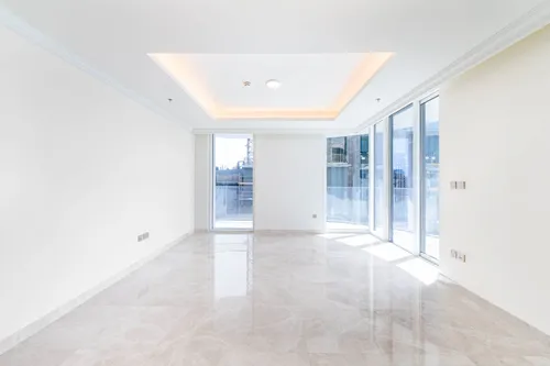 2 Bedrooms Apartment in Palace Beach Residence