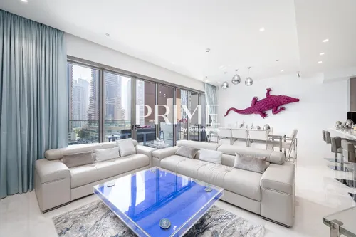 2 Bedrooms Apartment in Jumeirah Living Marina Gate