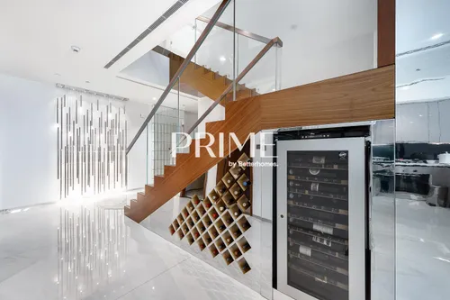 Unique duplex| panoramic views| Stylish interiors