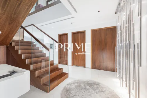 2 Bedrooms Apartment in Jumeirah Living Marina Gate