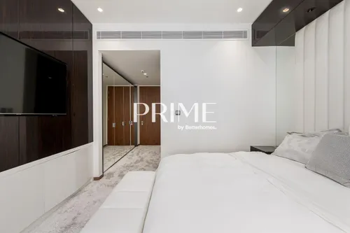 2 Bedrooms Apartment in Jumeirah Living Marina Gate
