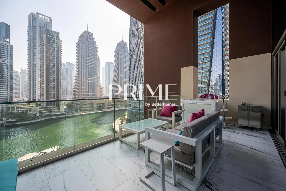 2 Bedrooms Apartment in Jumeirah Living Marina Gate