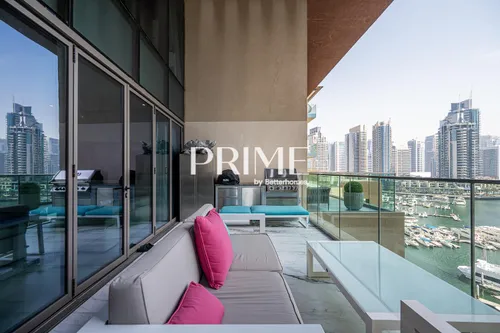 2 Bedrooms Apartment in Jumeirah Living Marina Gate
