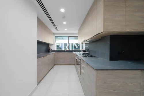3 Bedrooms Apartment in Mansion 1