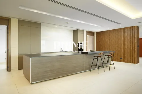 3 Bedrooms Apartment in Mansion 1