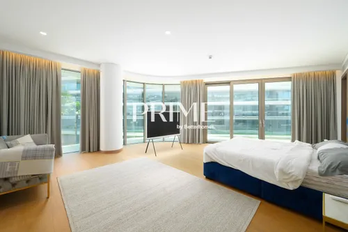 3 Bedrooms Apartment in Mansion 1