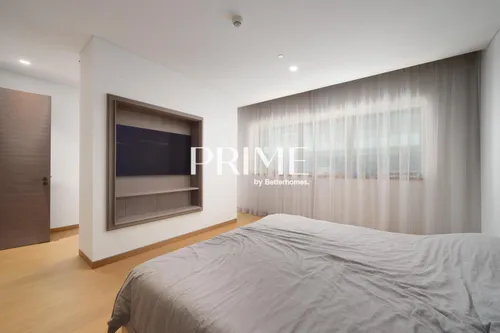 3 Bedrooms Apartment in Mansion 1